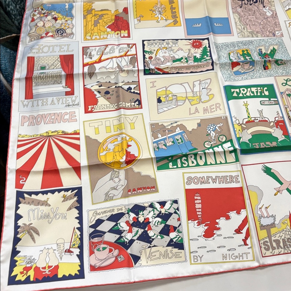 Brand new Hermes scarf 90 on est bien - Picture 3 of 7